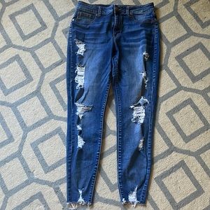 Stretchy Distressed Skinny Jeans!